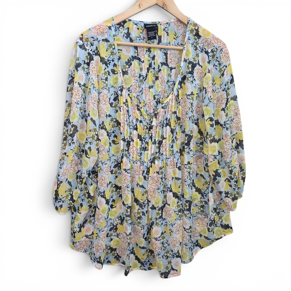 Torrid Top Womens‎ 2 US Plus 2X Blue Yellow Chiffon Sheer Pintuck Blouse V Neck